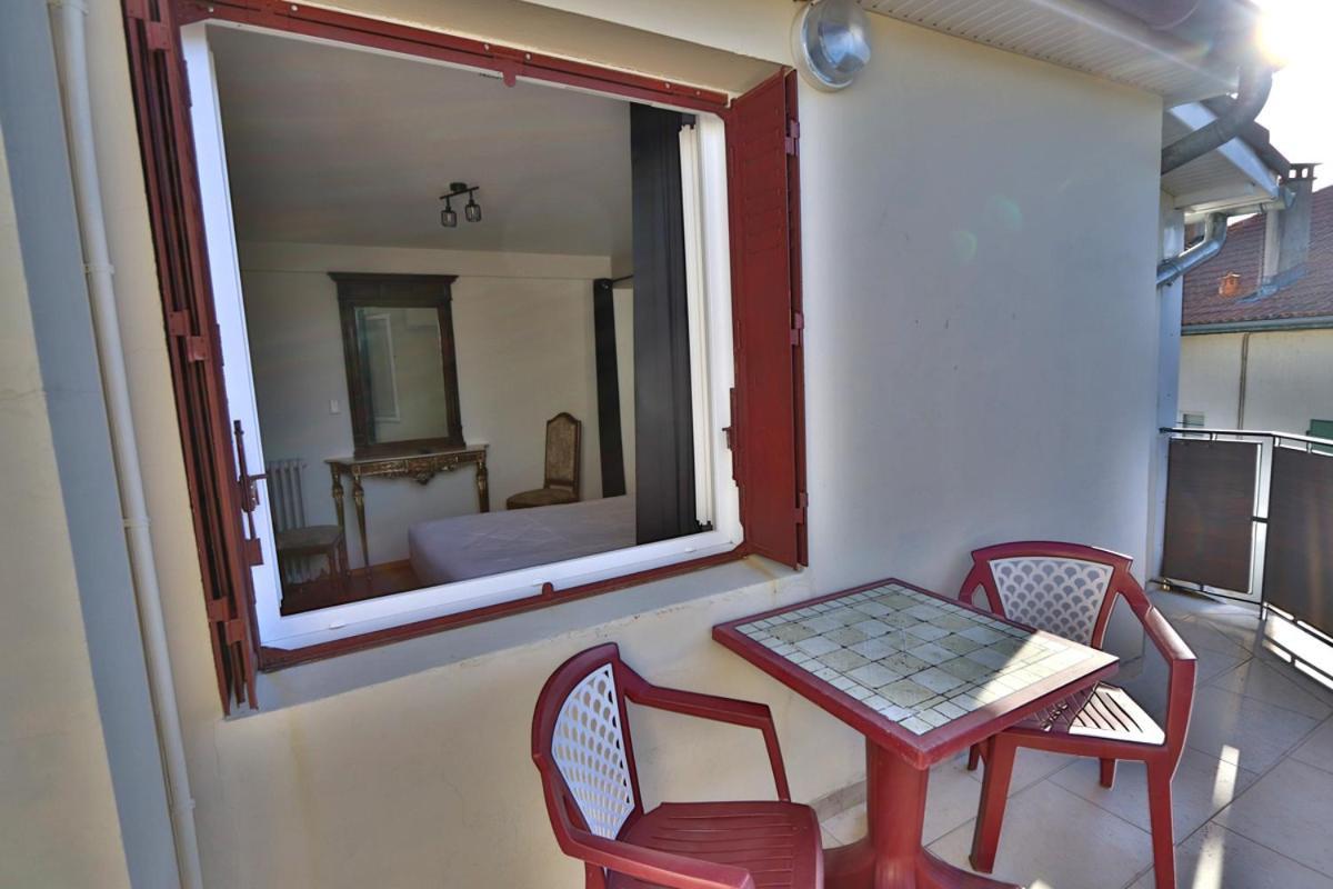 Le Relais Basque Bed & Breakfast Hagetmau ภายนอก รูปภาพ