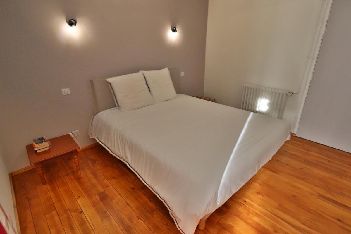 Le Relais Basque Bed & Breakfast Hagetmau ภายนอก รูปภาพ